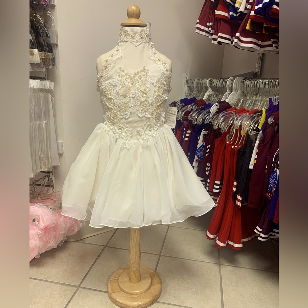 Sz 6 Off White Halter Neck Beaded Pageant FlowerGirl Special Occasion Dress NWT